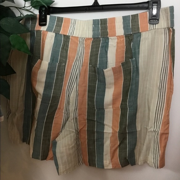 SONOMA 5X multi color stripe drop shoulder camp shirt and short set - Picture 2 of 16